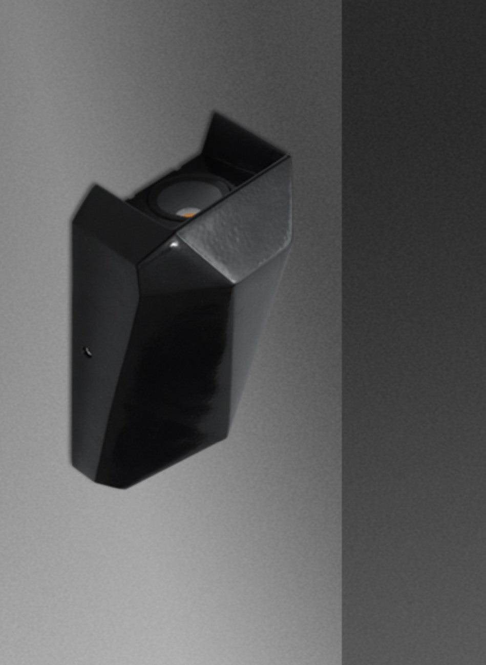 ULTRA MODERN WALL LIGHT SINGLE SIDE