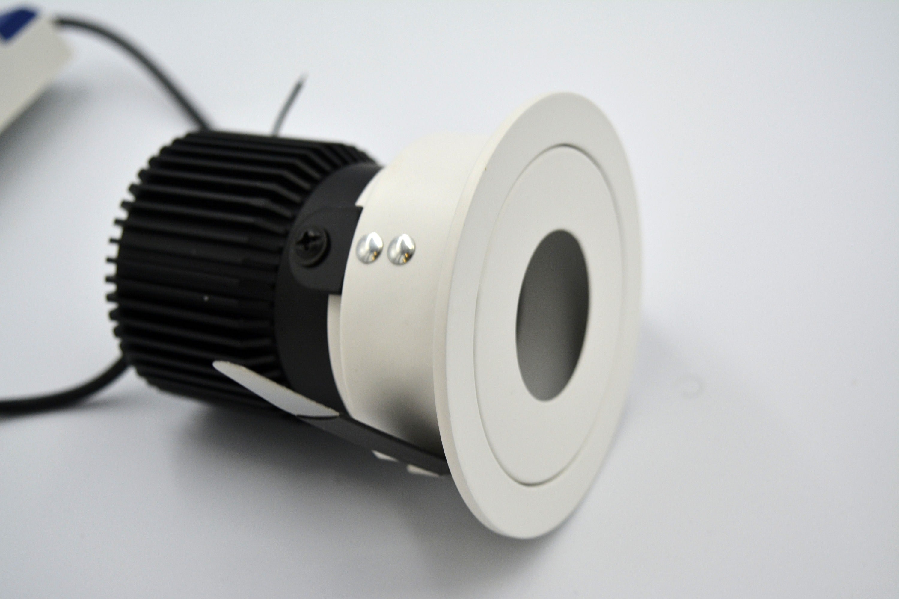 ANTIGLARE USA CREE SPOT LIGHT