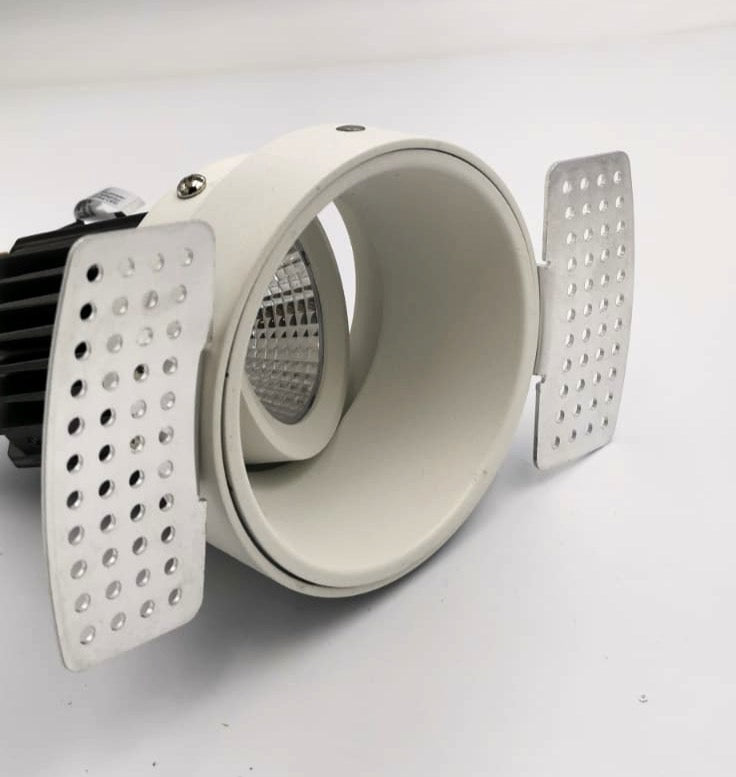 FLUSH TRIMLESS DOWNLIGHT 7W
