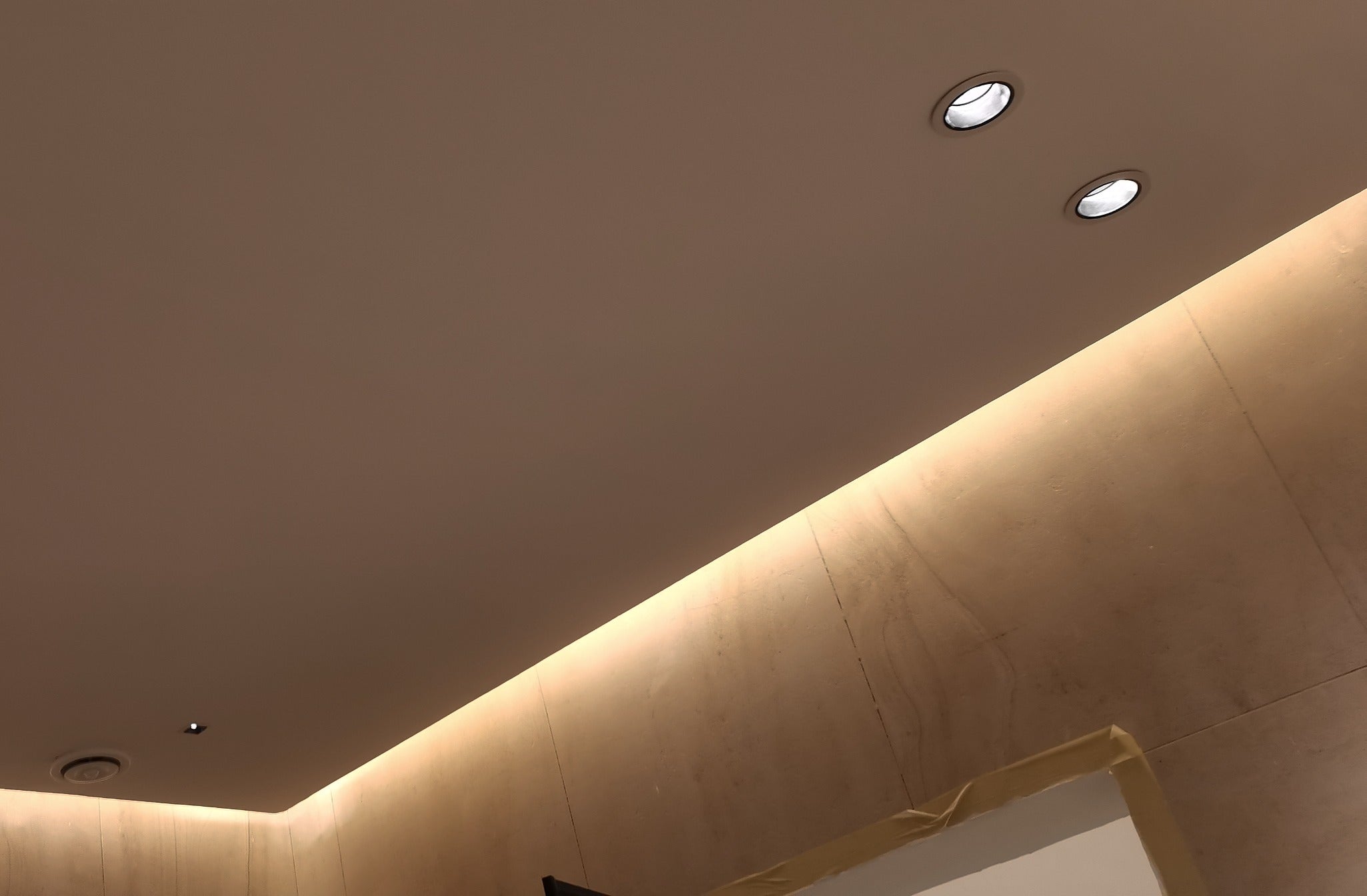 مصباح أمريكي نازل مضاد للتوهج CREE