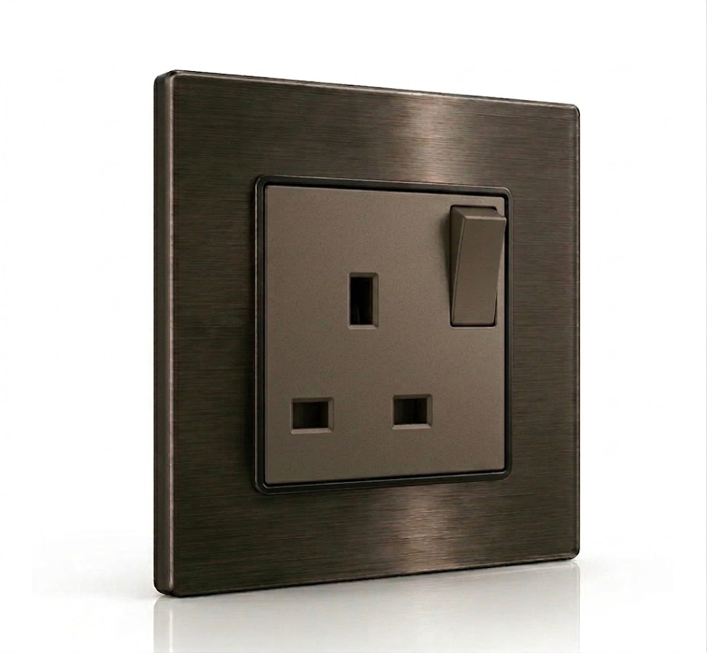 Premium UK Socket - Stainless Steel
