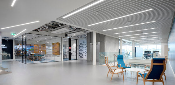 LINEAR RECESSED FLOODLIGHT