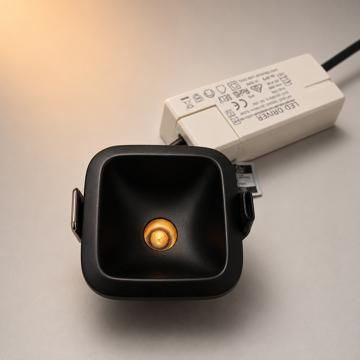 MINI FLOOD BEAM LIGHT  | ISH Kuwait