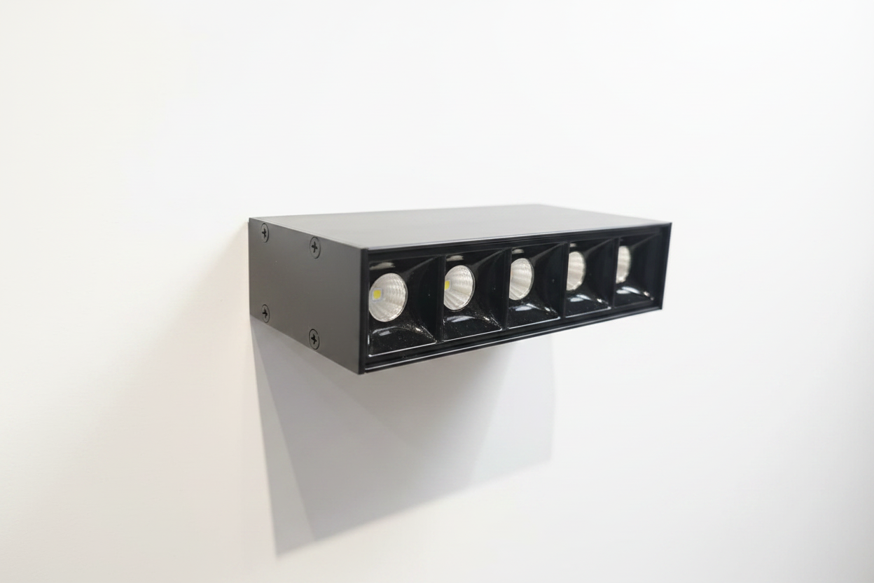 MODERN CEILING MOUNTED LASER BLADE | ISH Kuwait