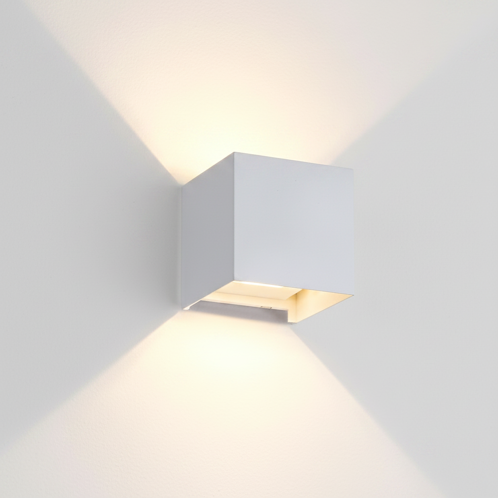 DOUBLE DIRECTION WALL LIGHT