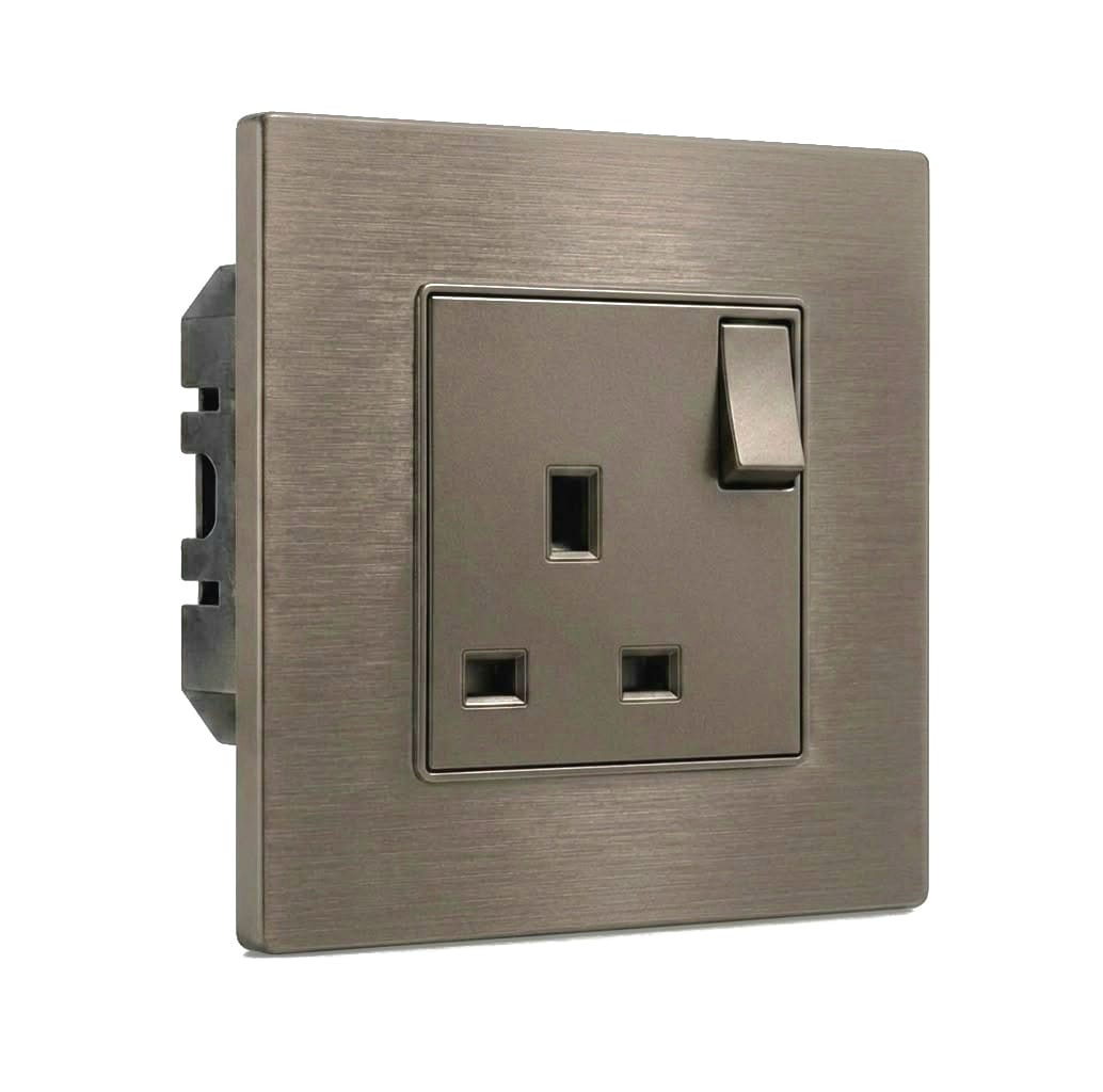Premium Universal Socket 13A - Titanium Aluminium