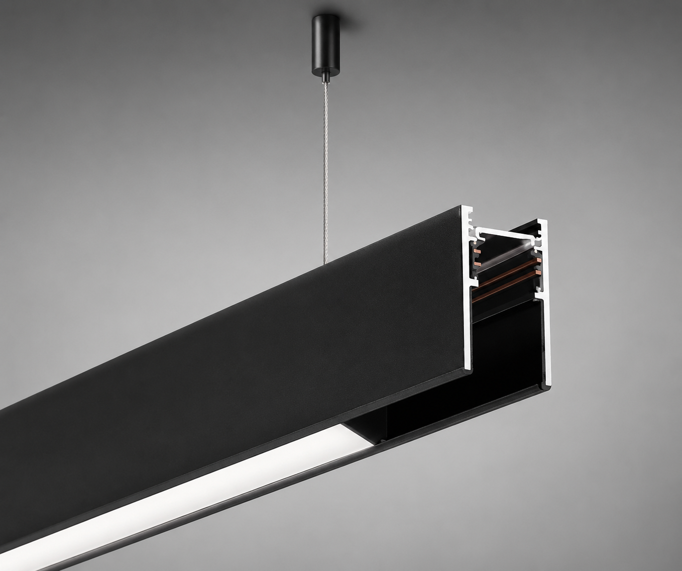 Hanging Mounted Magnetic Track Profile – Matt Black